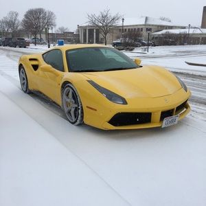 Meet your Posher, Enes